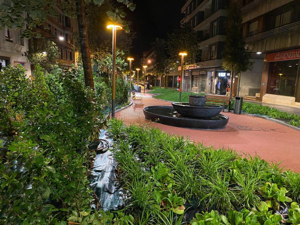 Apartamento La Alameda De Indautxu Bilbao Dış mekan fotoğraf